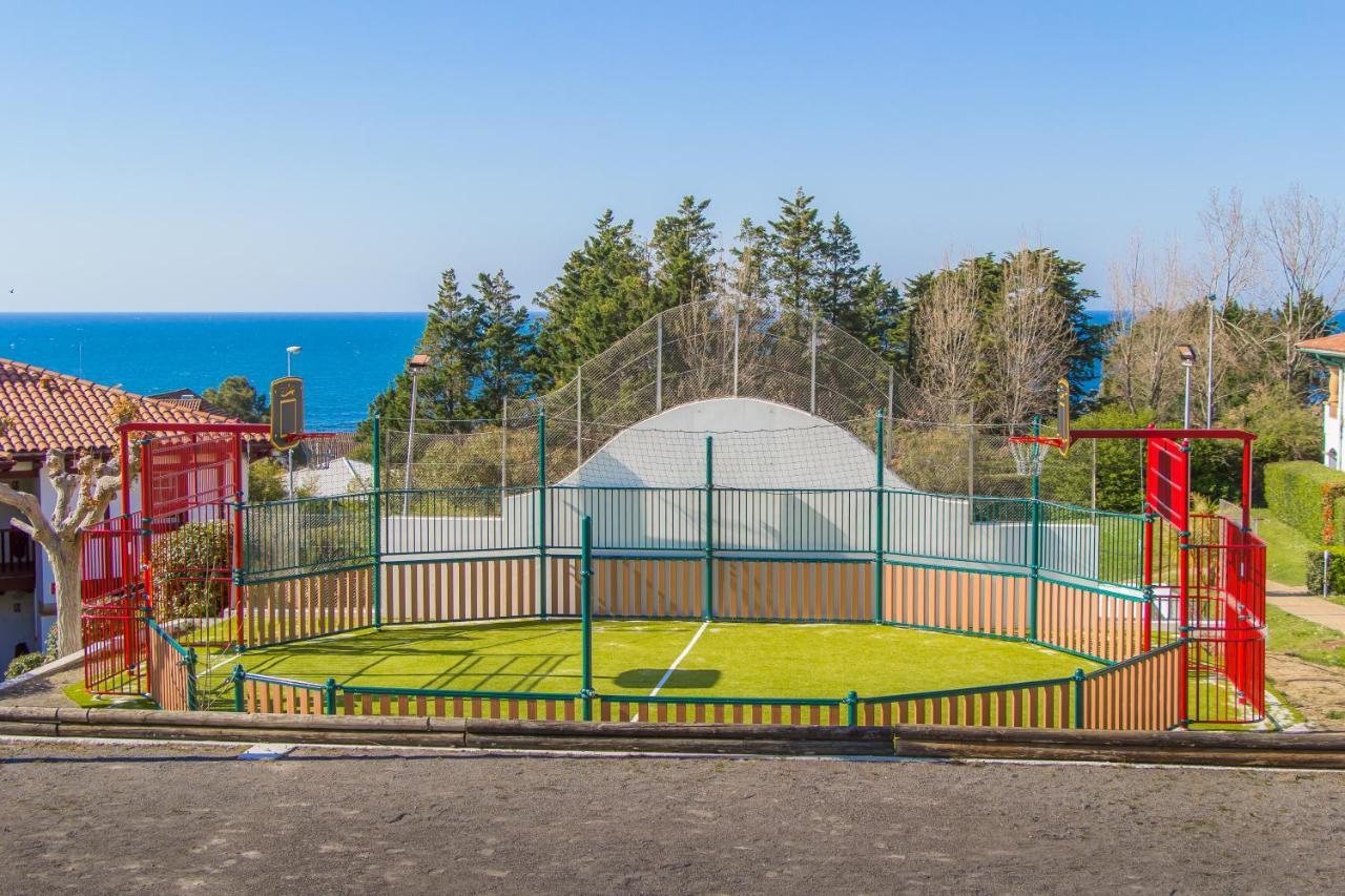 Azureva Hendaye Hotel ภายนอก รูปภาพ
